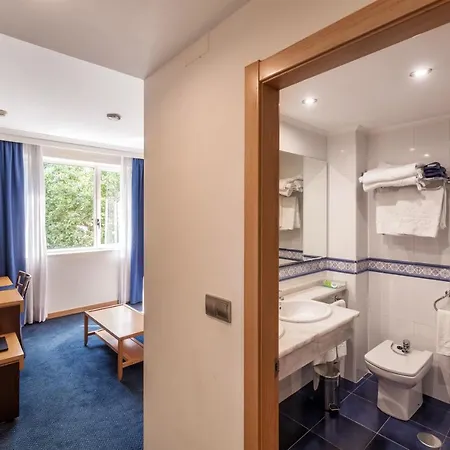 מלון Balneario De Compostela 3*