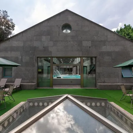 Balneario De Compostela מלון