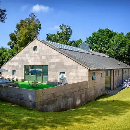 Balneario De Compostela מלון Brion