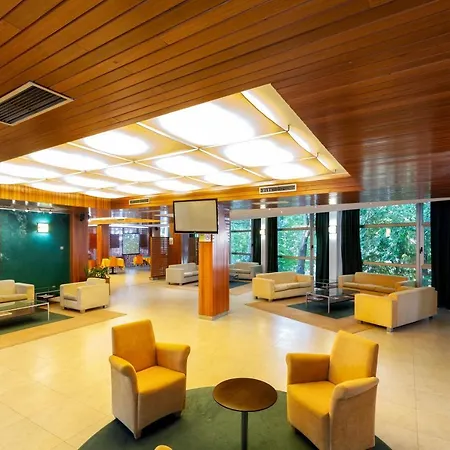 Balneario De Compostela מלון