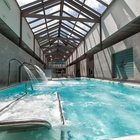 Balneario De Compostela מלון Brion