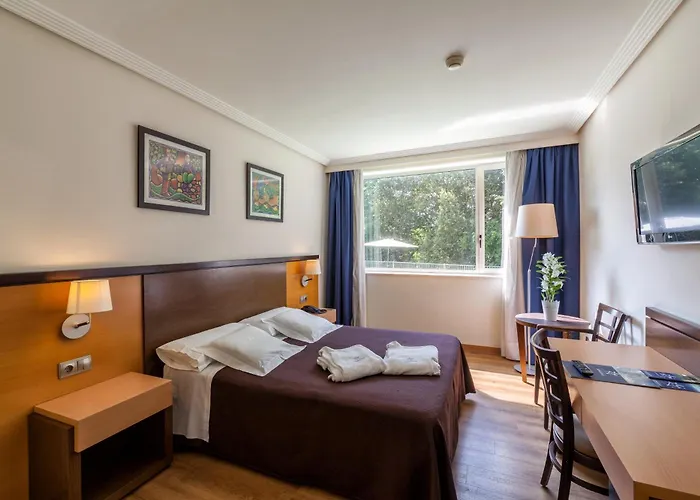 Balneario De Compostela 3*