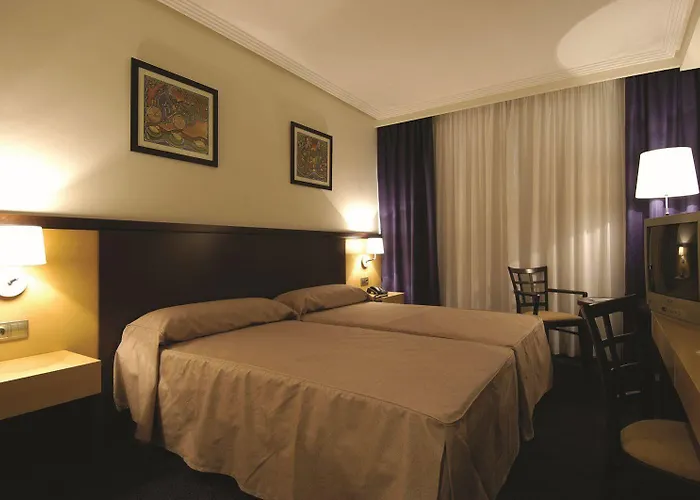 Hotel Balneario De Compostela 3*
